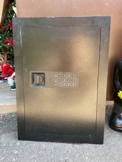 Safe - Wall Safe