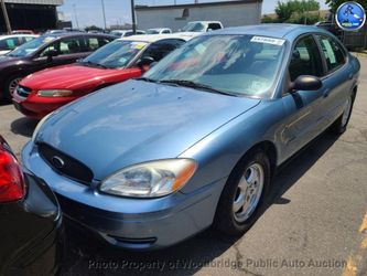 2005 Ford Taurus