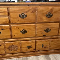 Dresser With No Mirror