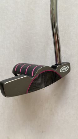 YES C Groove Ladies Putter