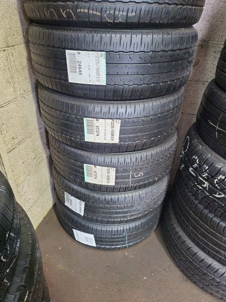 225.55R19 Good Used Tires