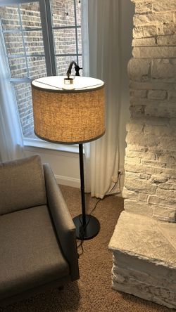Floor lamp