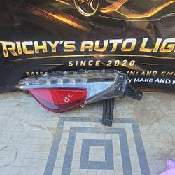 2017-2022 Toyota Prius Prime Rear Right Bumper Turn Signal Light