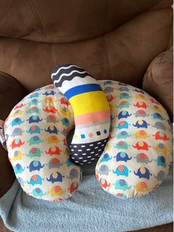 Boppy pillow