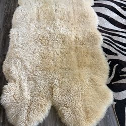 Lamb skin. Cozy 