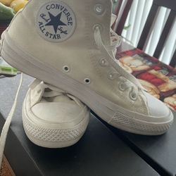 Converse-Chuck Taylor W-size 7
