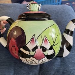 Blue Sky Cat Tea Pot