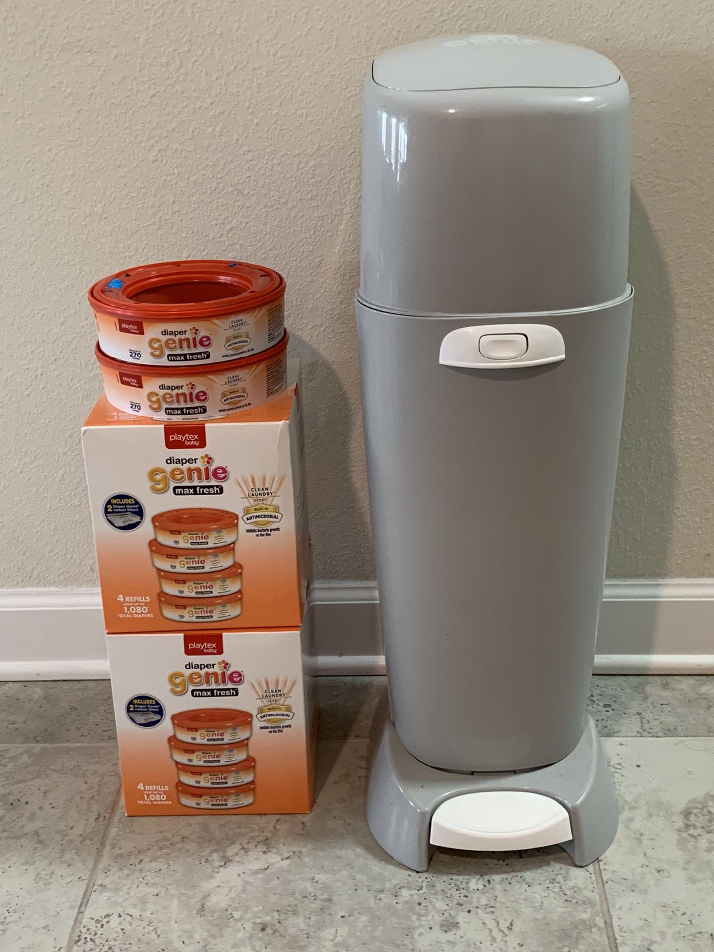 Genie Diaper Pail With 10 Refills And 1 Odor Blocker