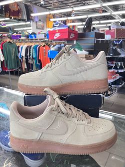 Nike Air Force 1 07 LV8 Suede Mushroom