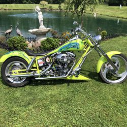 Pro Street Custom Harley Davidson !