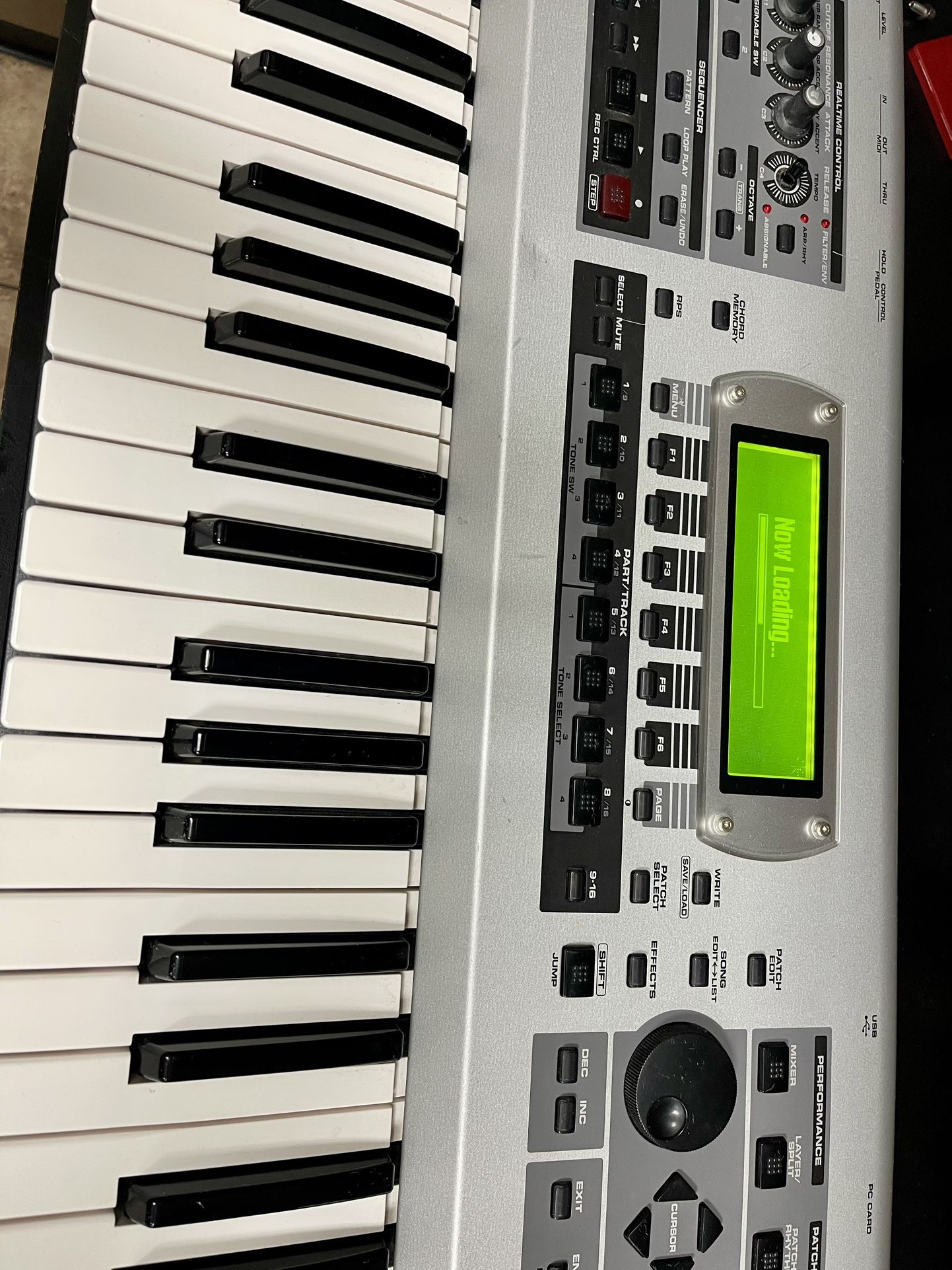 Roland Fantom Xa 61-key Music Station Synthesizer