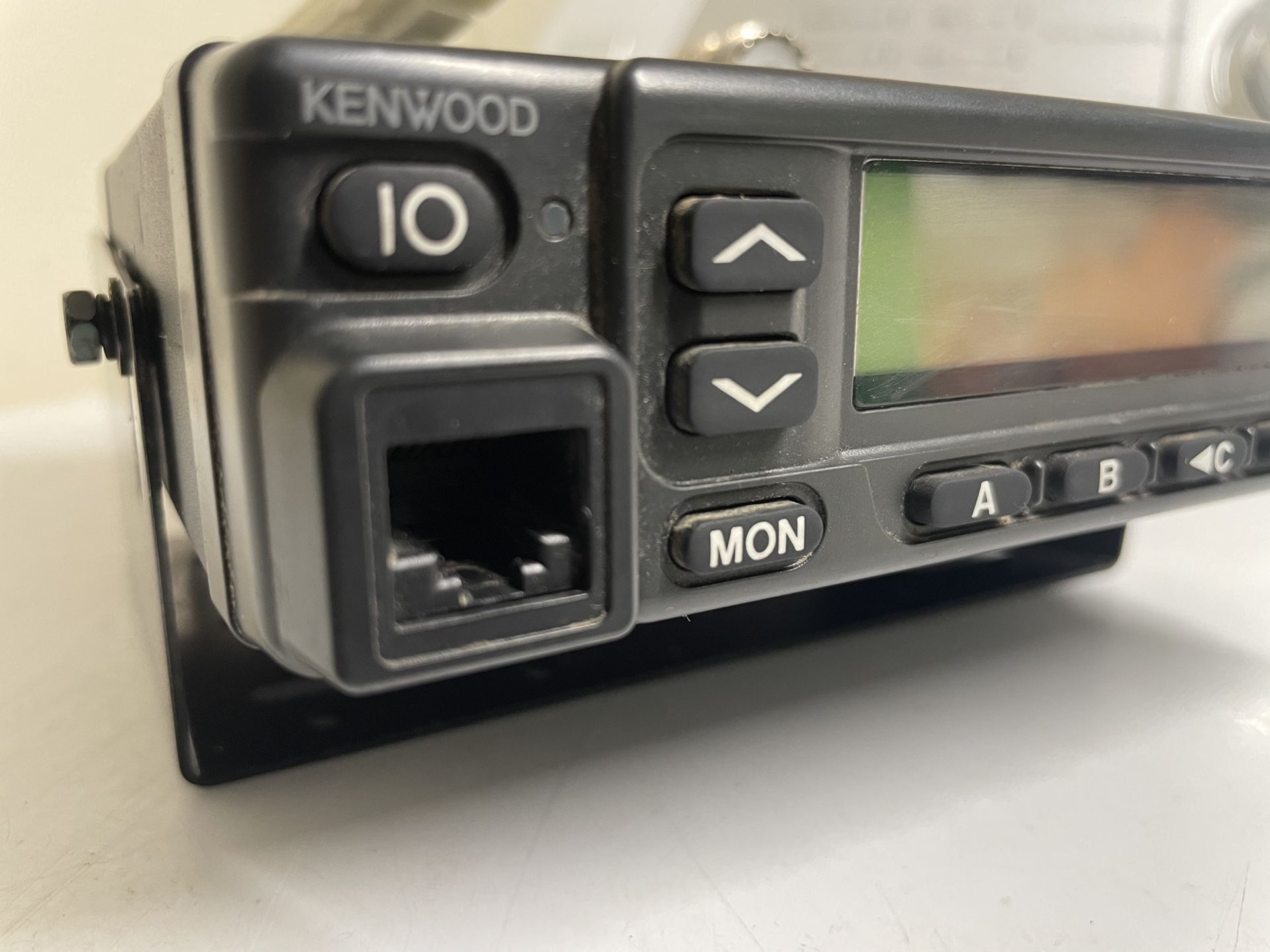 Kenwood UHF /// Pending