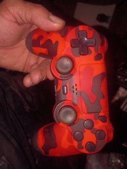 Sony PS4 DualShock 4 Controller Red