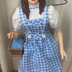 WIZARD OF OZ DORTHY