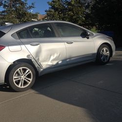 2017 Chevrolet Cruse Hatchback Silver <selling As Is!!>