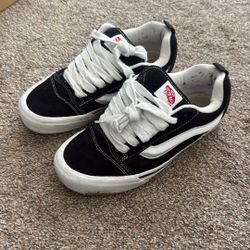 Knu Skool Vans Size 8