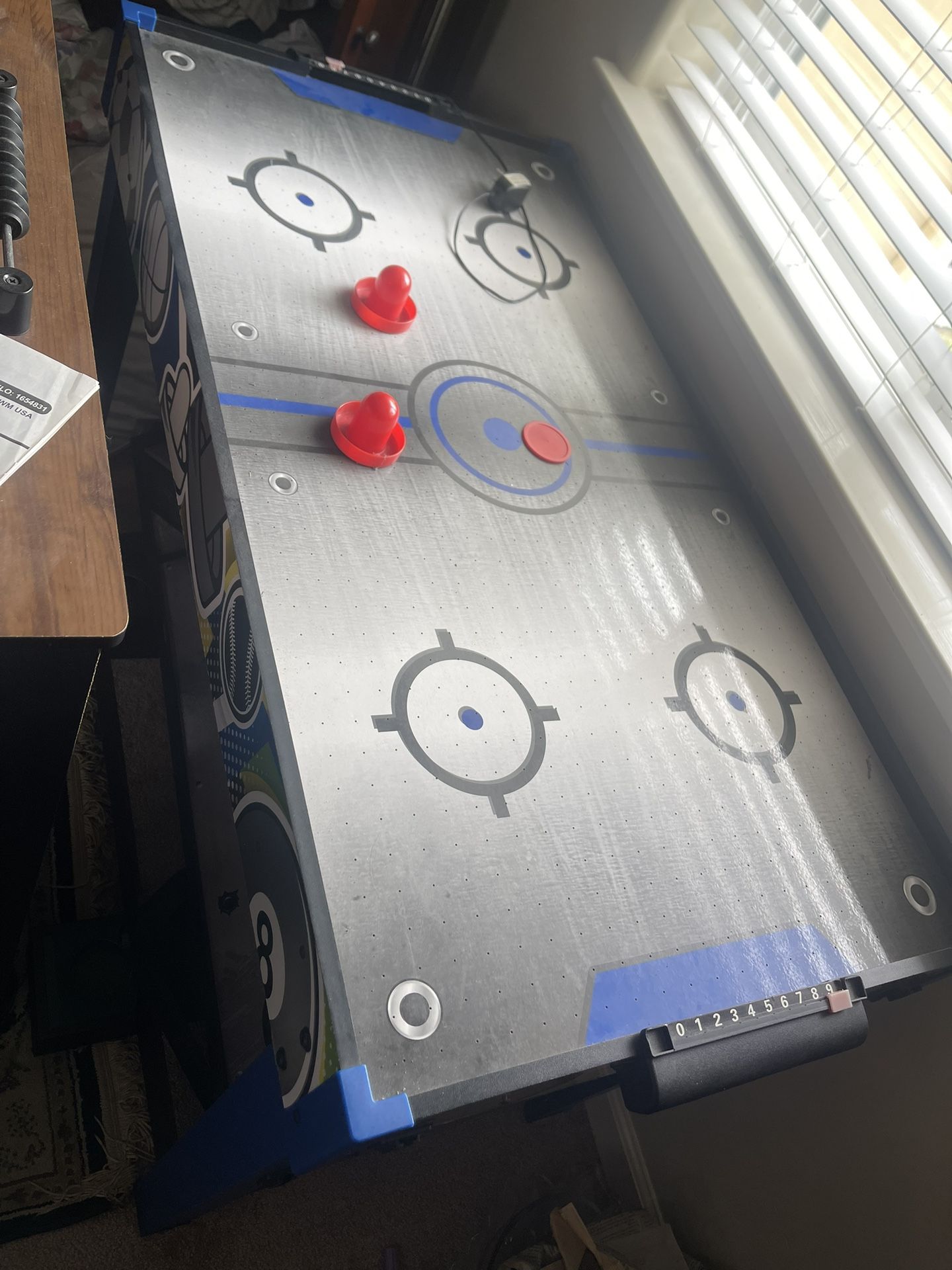 Air Hockey Table