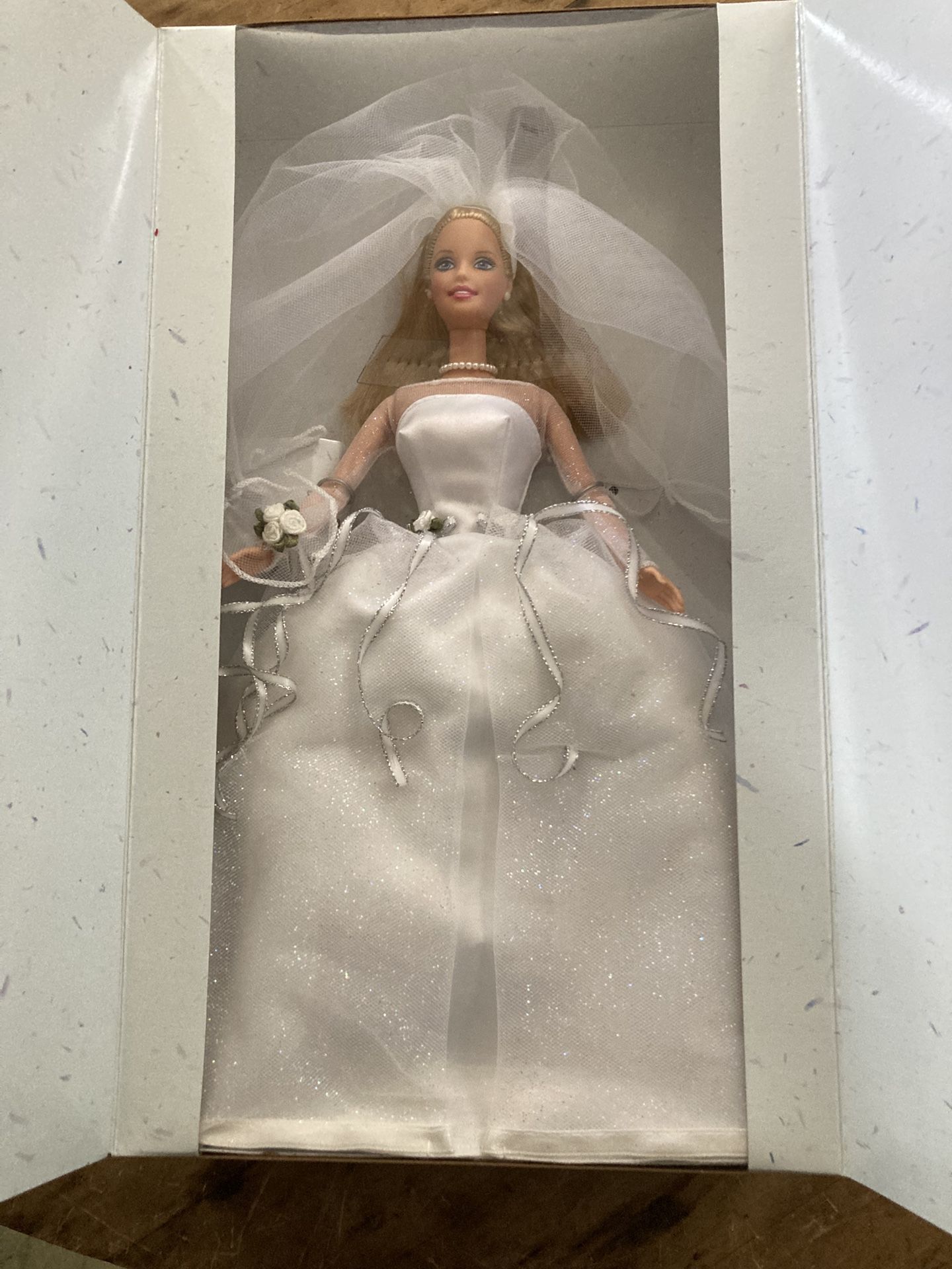 1999 Blushing Bride Barbie Blonde