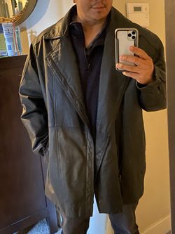Men’s Large 3/4 Length Leather Jacket