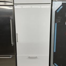 Kitchen Aid 36” Built In Refrigerator Used Panel Ready 