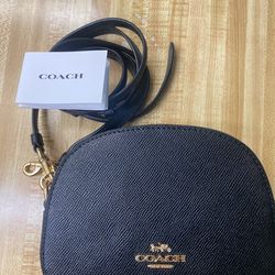 Couch Serena Black Crossbody Bag