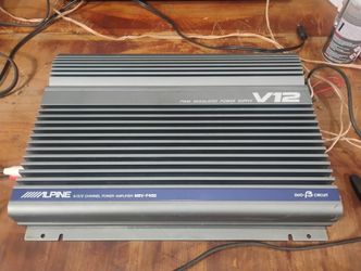 Alpine V12 MRV-F400 Amplifier In Excellent Condition