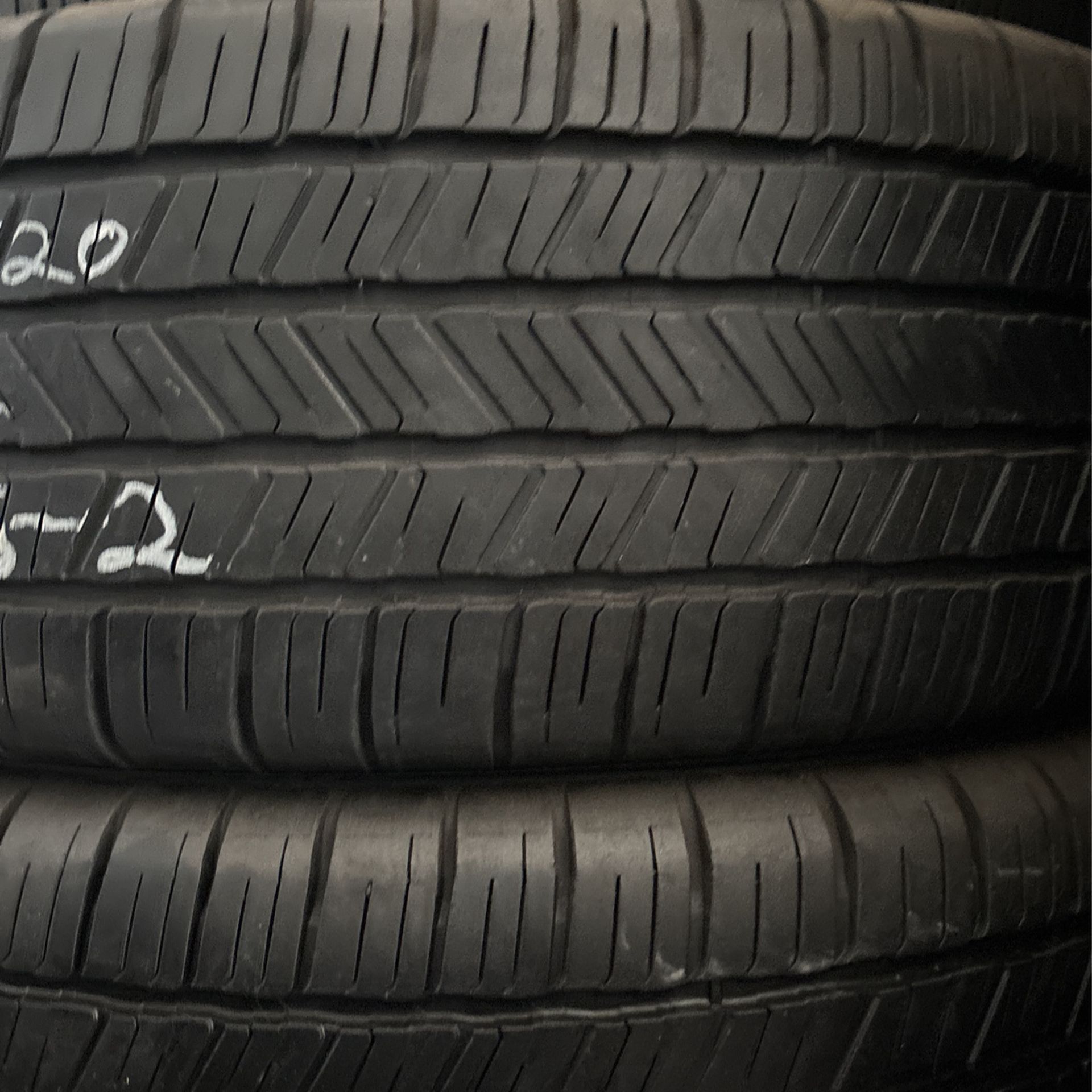 Set Of Tires (4) 275-55-20 Goodyear 