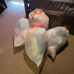 Stuffed Animals(mainly Squishmallows 