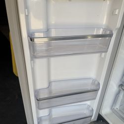 Used fridge 