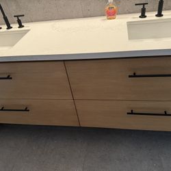 Bathroom Vanity’s