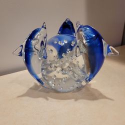 Heavy 3 Dolphins Paperweight 