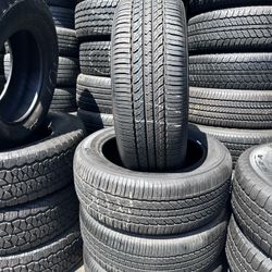 Set Of Toyo P245/55/19 Semi New 280$
