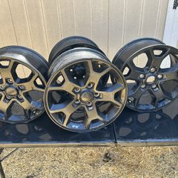 Jeep Wrangler 17 Inch Rims Oem. Black Set Of Five.