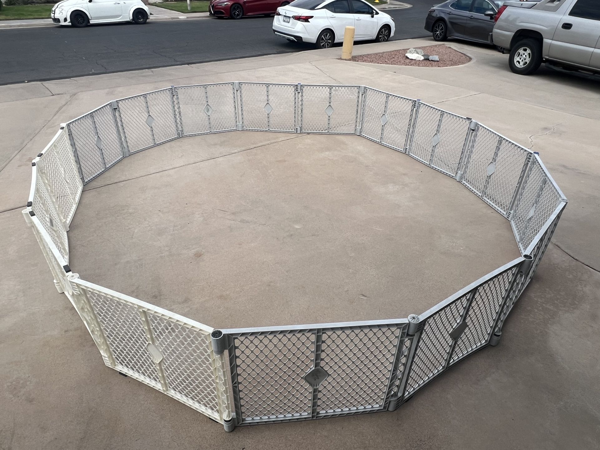 Play Yard / Play Gate