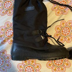Kamik Canada Boots Size 6