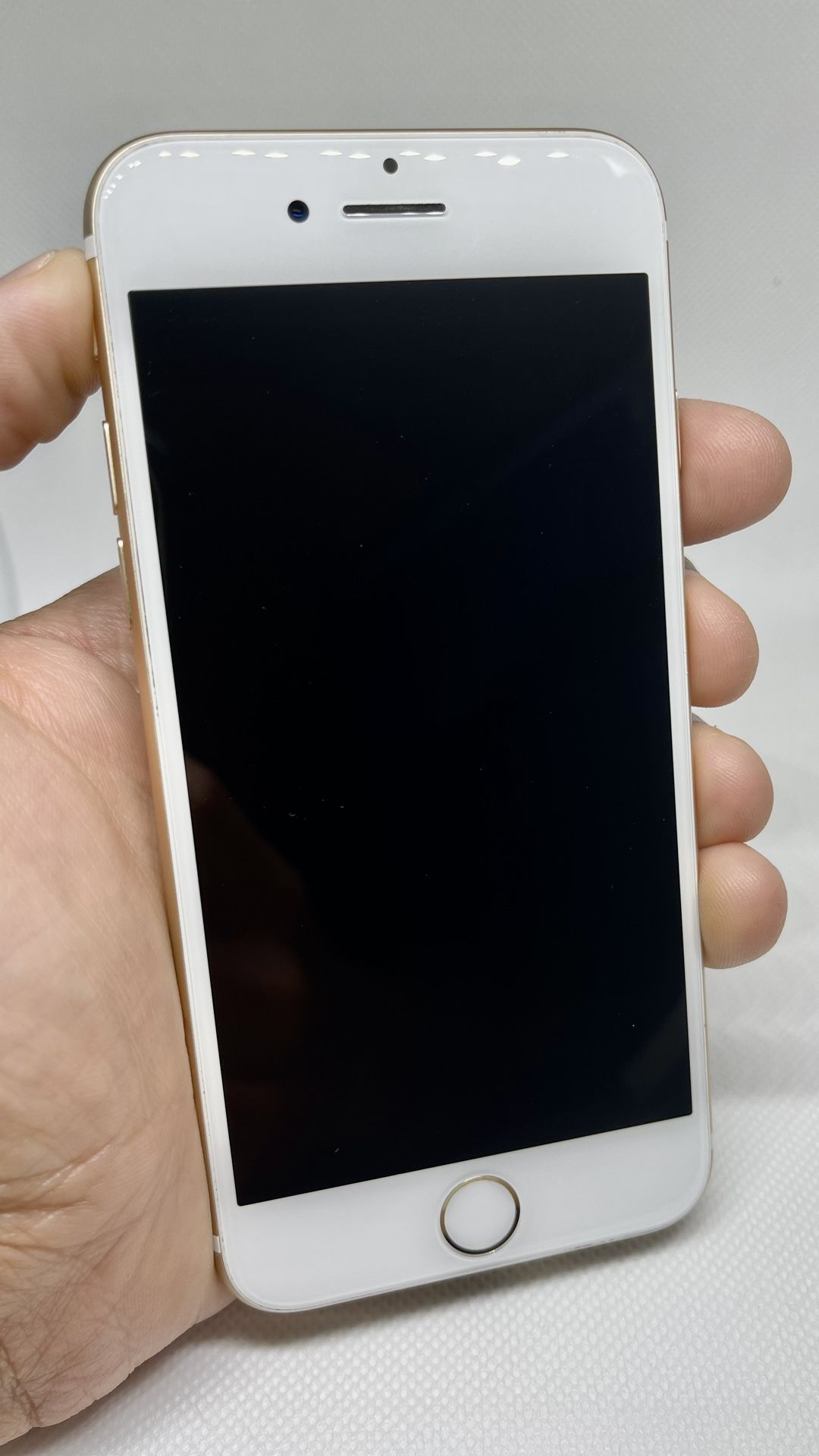 IPhone 7 32gb GOLD(UNLOCKED)