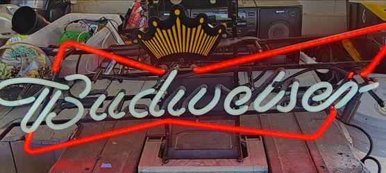 ( Bowtie ) Bubweiser Neon Sign