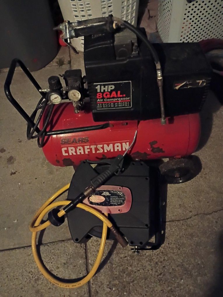 CraftmanAir compressor & Auto Rewind Hose & Air Tire Pressure Gauge Compressor