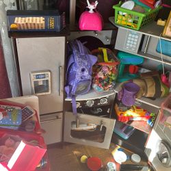 Kids Play Kitchen With Play Food Included