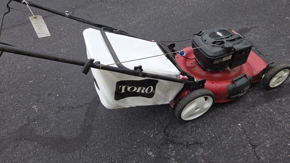 Toro Lawnmower Self-propelled With Bag 