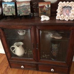 Antique Curio Cabinet With Glass Shelves.