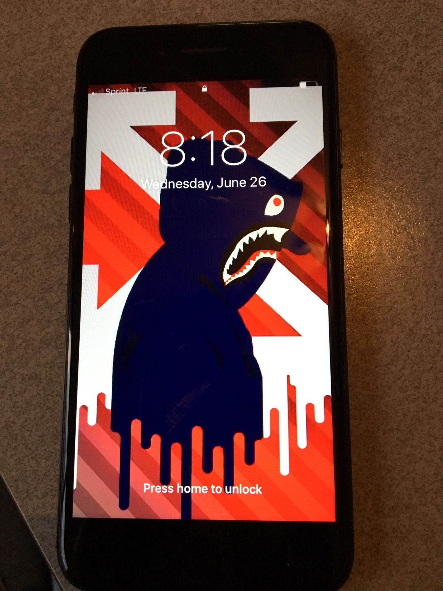 Black iPhone 7 for the low it is locked