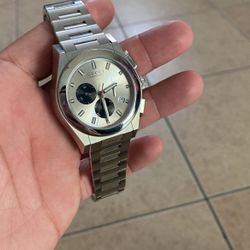 Gucci Pantheon Watch  Silver