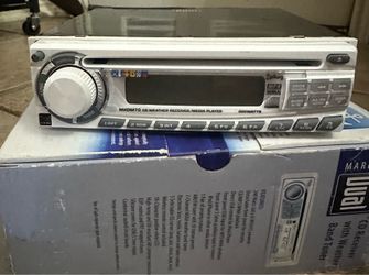 MARINE DUAL RECEIVER FOR MEDIA AND WEATHER