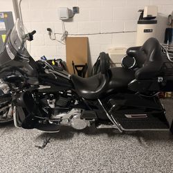 2017 HARLEY-DAVIDSON® ULTRA LIMITED