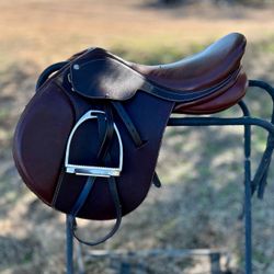 16.5” Collegiate English Saddle