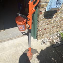 Black And Decker Electric Weed Wacker Weed Eater Trimmer $20 OBO