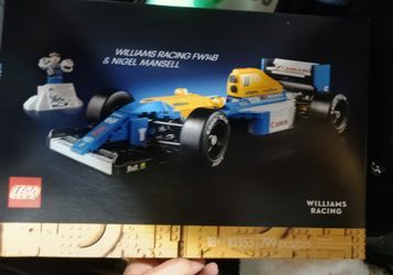 4 brand new lego collection sets