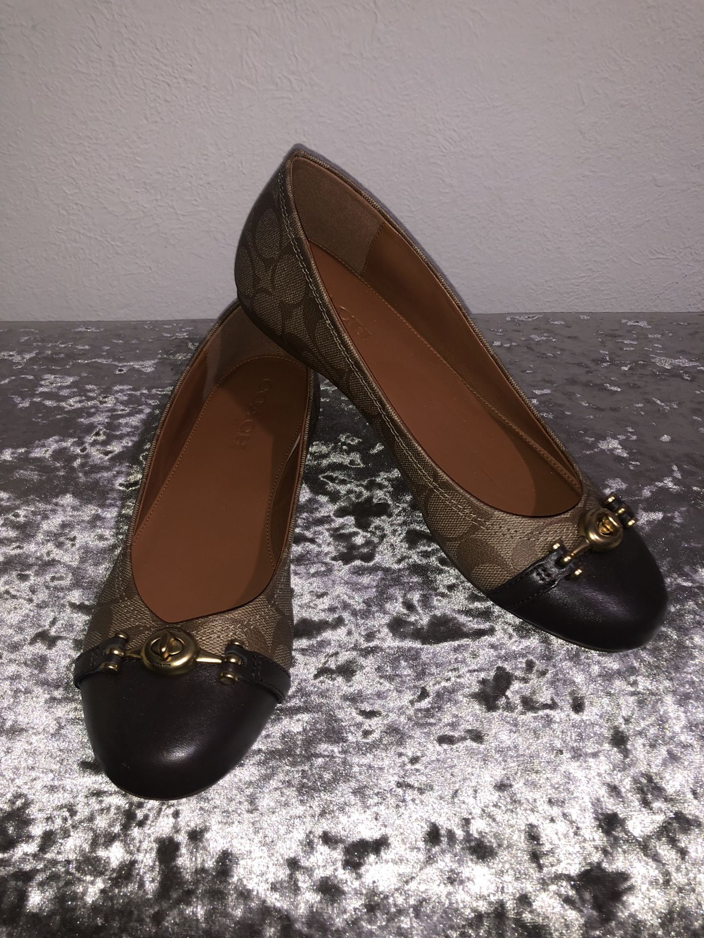 Coach leila hotsell flat