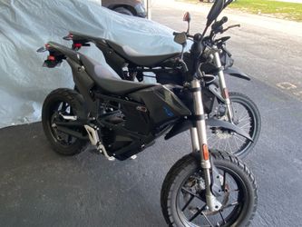 2 Zero FX Electric Motorcycles